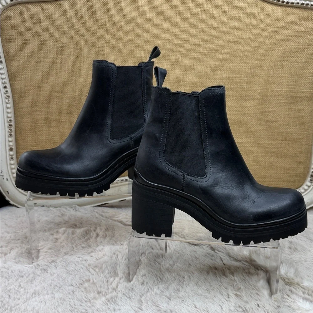 Jeffrey Campbell stylish black